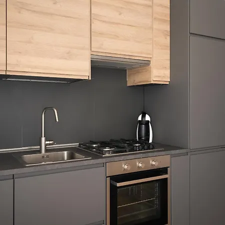 Santa Tecla Living Taramelli 66 * ミラノ