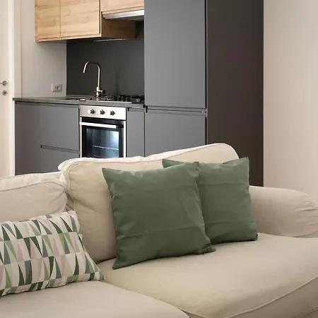 Santa Tecla Living Taramelli 66 * ミラノ